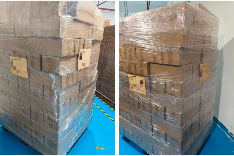 165 Set Grid-Lampu Jalan LED Dikuasakan Dihantar Ke Kazakhstan
